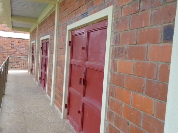 LOCK-UP SHOPS AT URBAN SHELTER